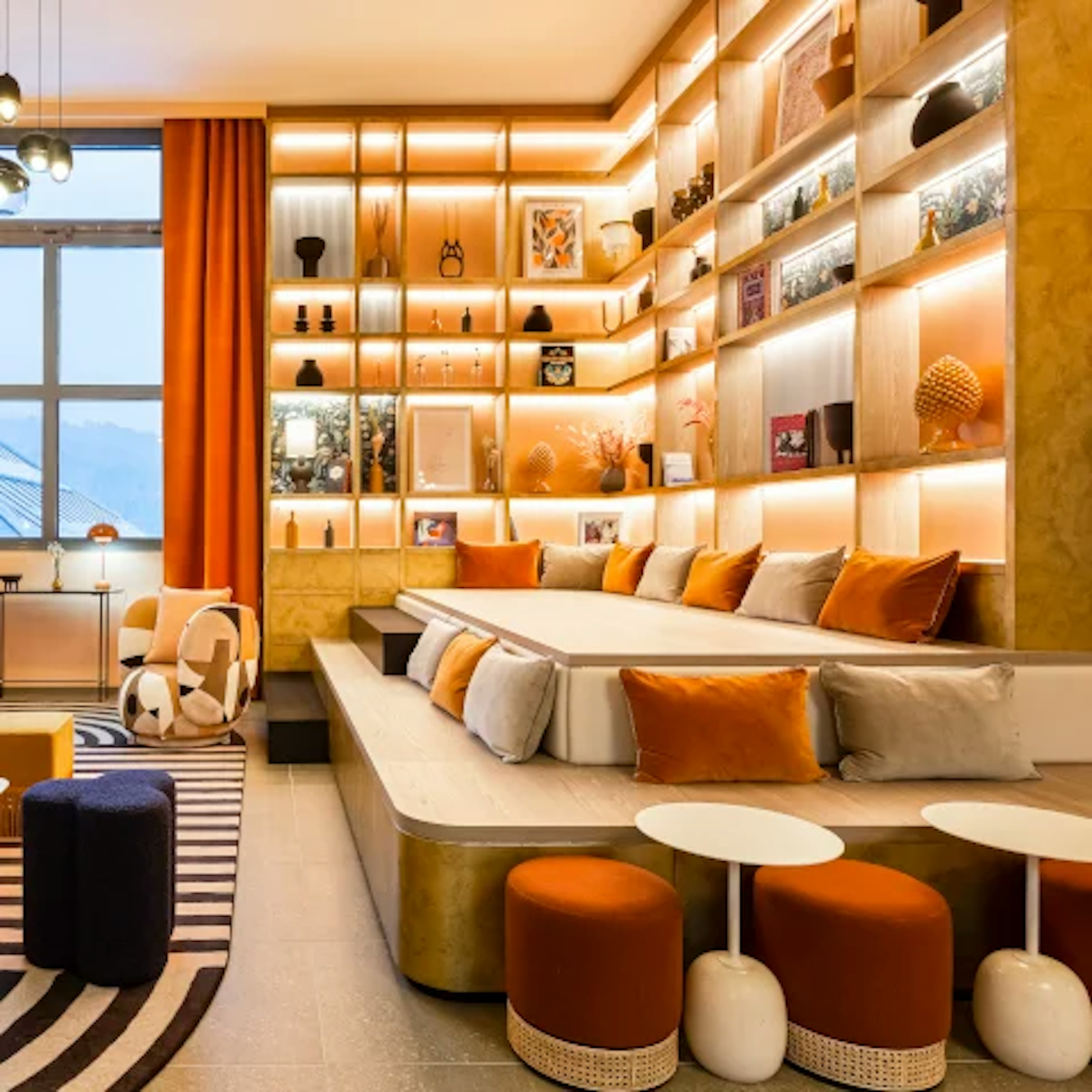 picture of a hotel room
