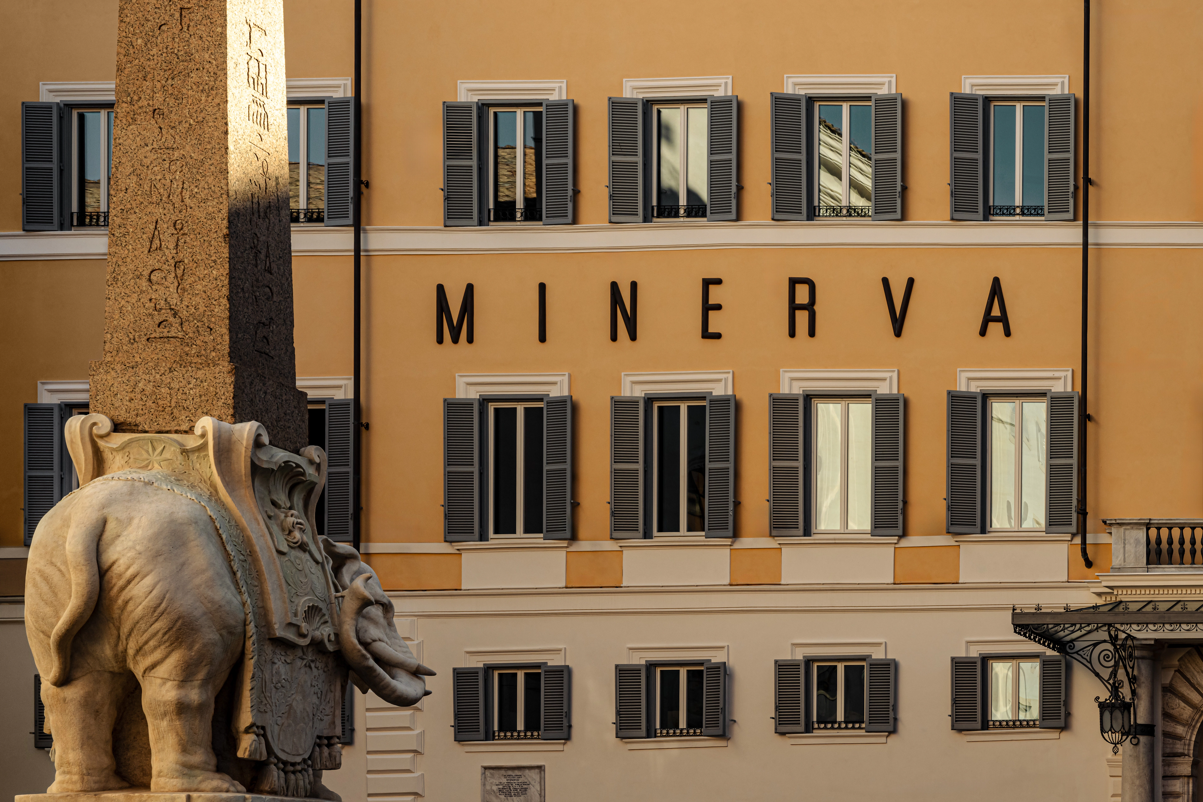 OE La Minerva_Facade_Hero_HR © mr. tripper